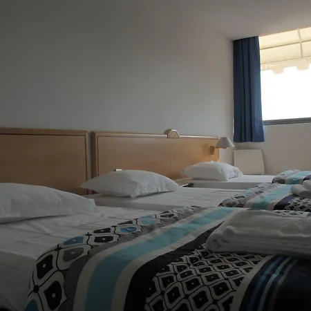 Hotell Les Tritons