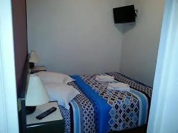 Les Tritons Hotell 5*