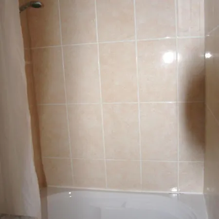 Les Tritons Hotell
