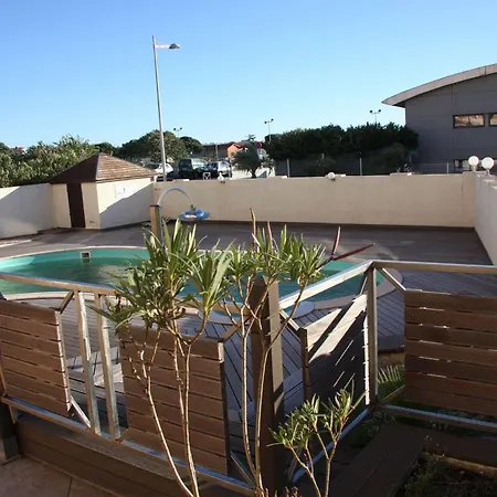 Hotel Les Tritons